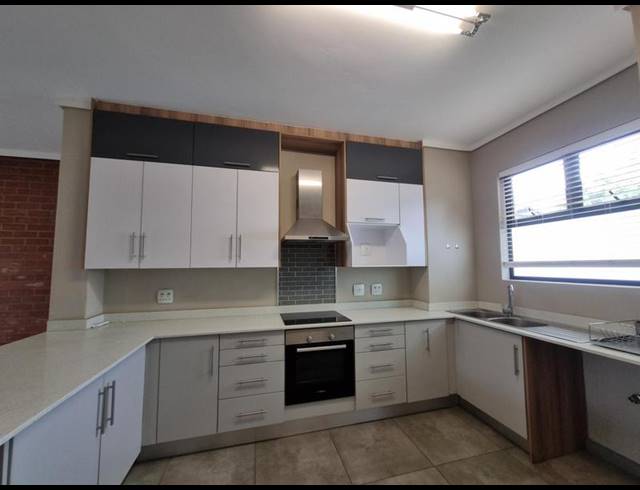 2 BEDROOM PROPERTY TO RENT IN BROOKLYN